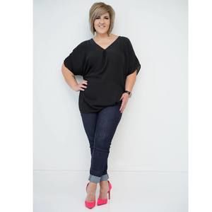 Meet your Posher, Danielle